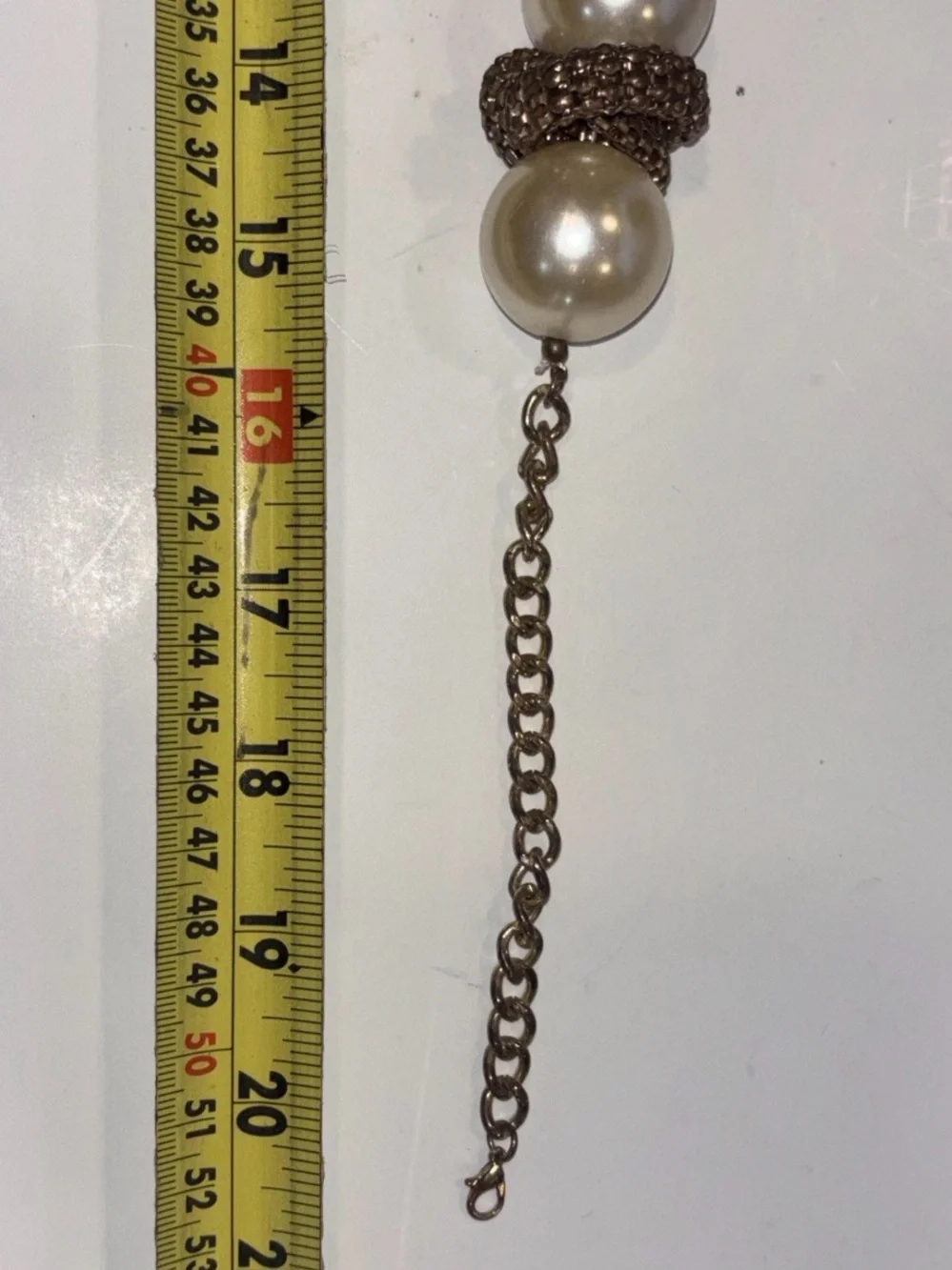 Vintage 80s‎ Hugh Chunky Runway Faux Pearl Gold Tone Mesh Snake Chain Necklace